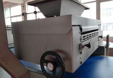 さまざまな形のクロワッサンの生産のための産業クロワッサンのラミネーション機械 サプライヤー