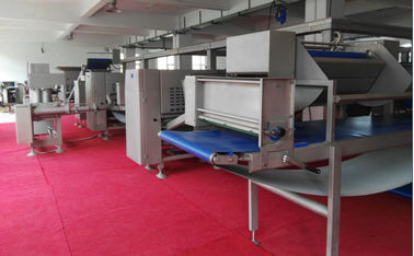 中国 取り外し可能な脂肪質ポンプを搭載する顧客によって合わせる産業パン作り機械 工場